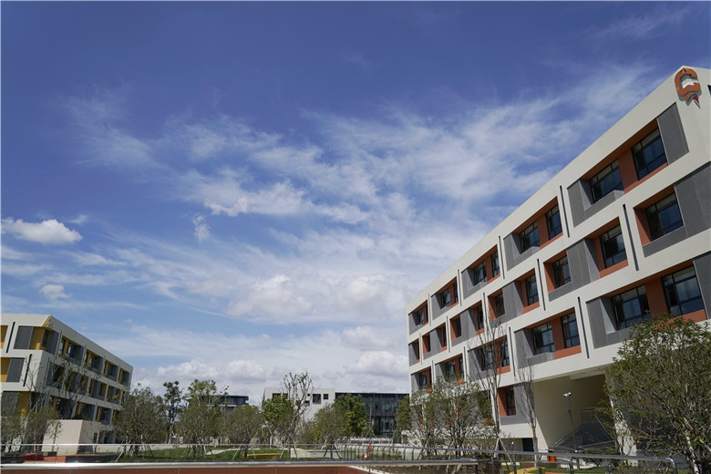 华东师范大学宁波艺术实验学校